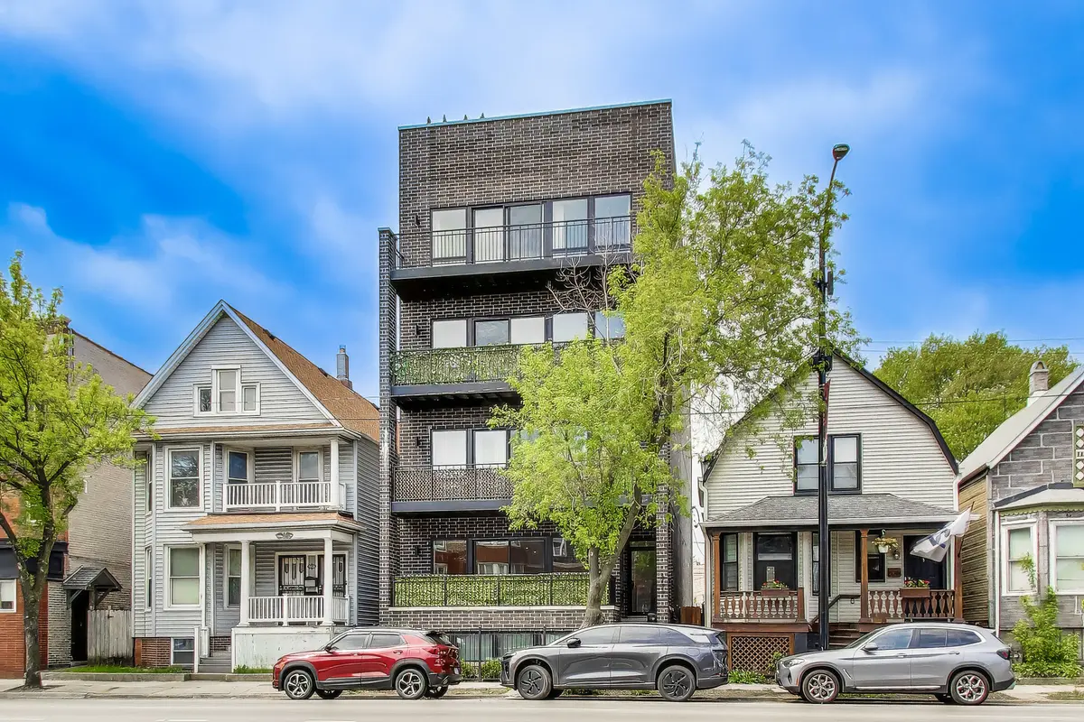 5042 N Western AVE #PH, Chicago, IL 60625