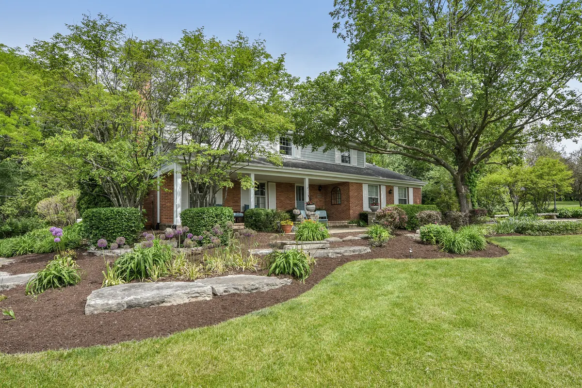 1550 Banbury RD, Inverness, IL 60067