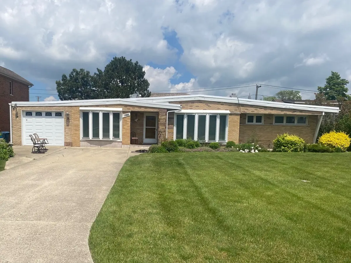 7960 W Bryn Mawr AVE, Norwood Park Township, IL 60631