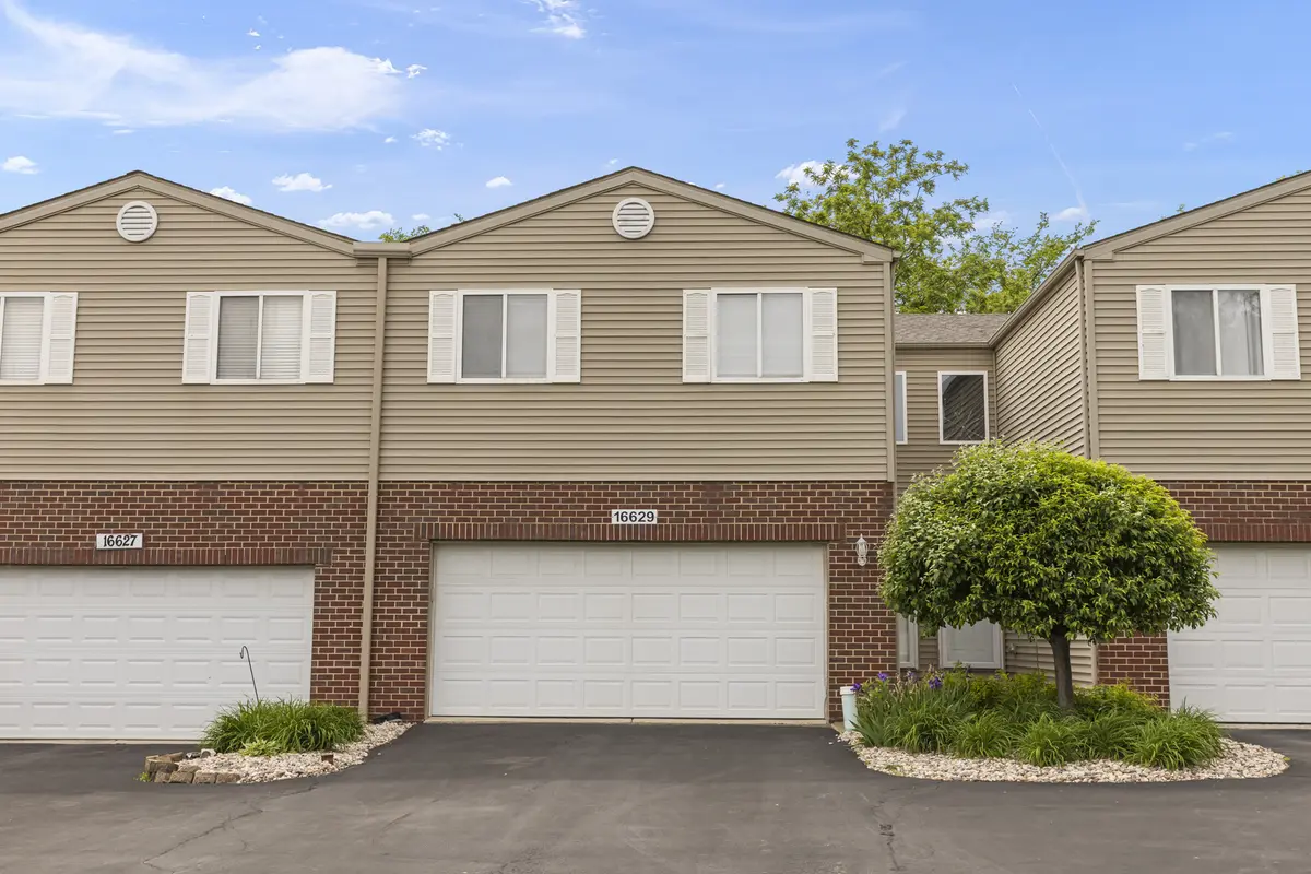 16629 Willow Walk DR, Lockport, IL 60441