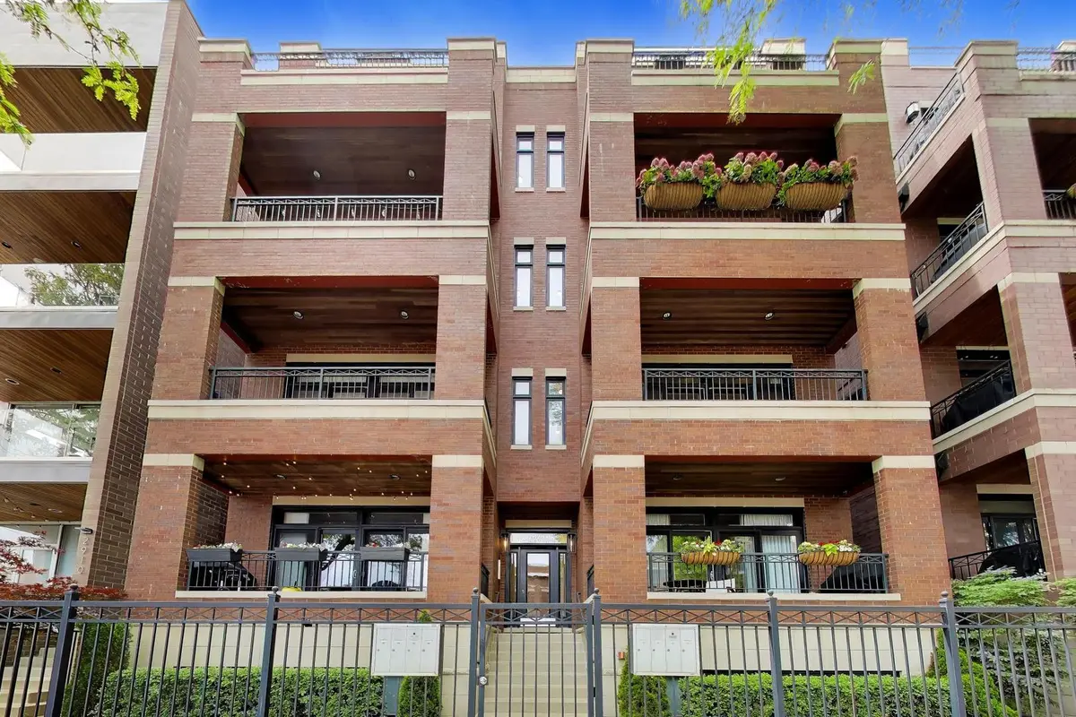 2912 N SHEFFIELD AVE #3S, Chicago, IL 60657