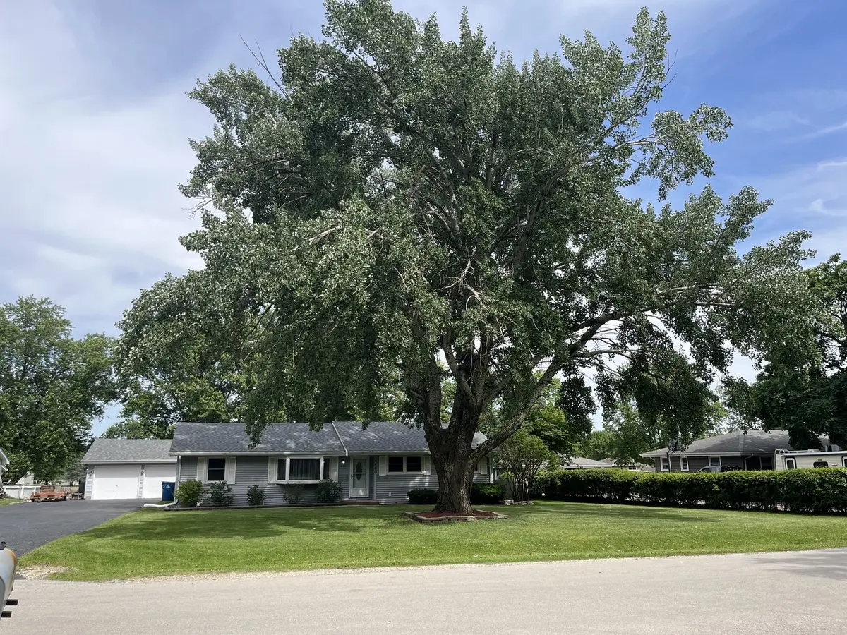 2420 Regan RD, Joliet, IL 60431