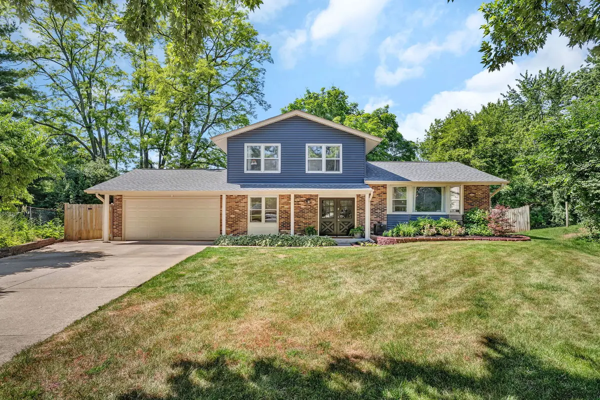 5 Assembly CT, Bolingbrook, IL 60440