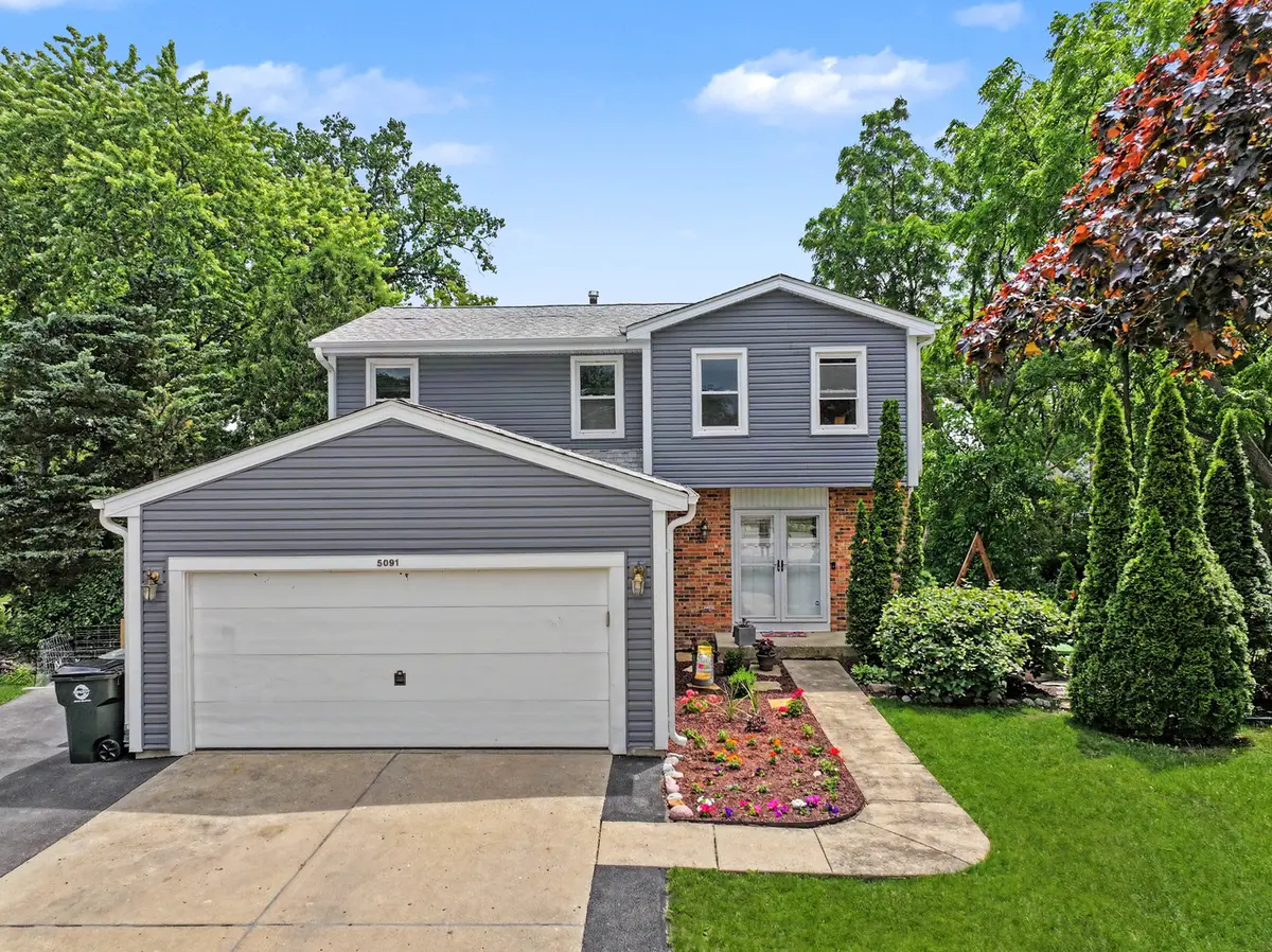 5091 Chambers DR, Hoffman Estates, IL 60010