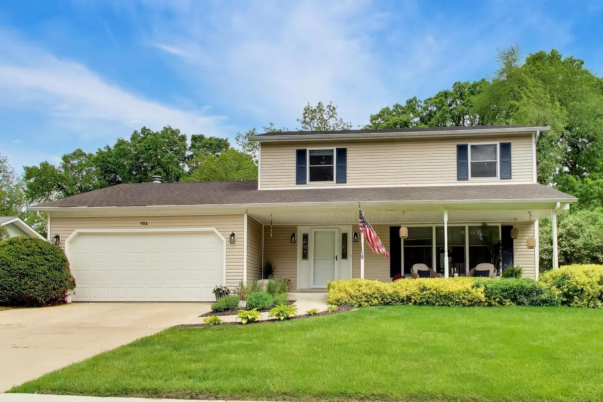 904 S Raven RD, Shorewood, IL 60404