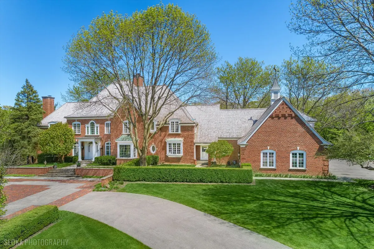 361 Ridge RD, Barrington Hills, IL 60010