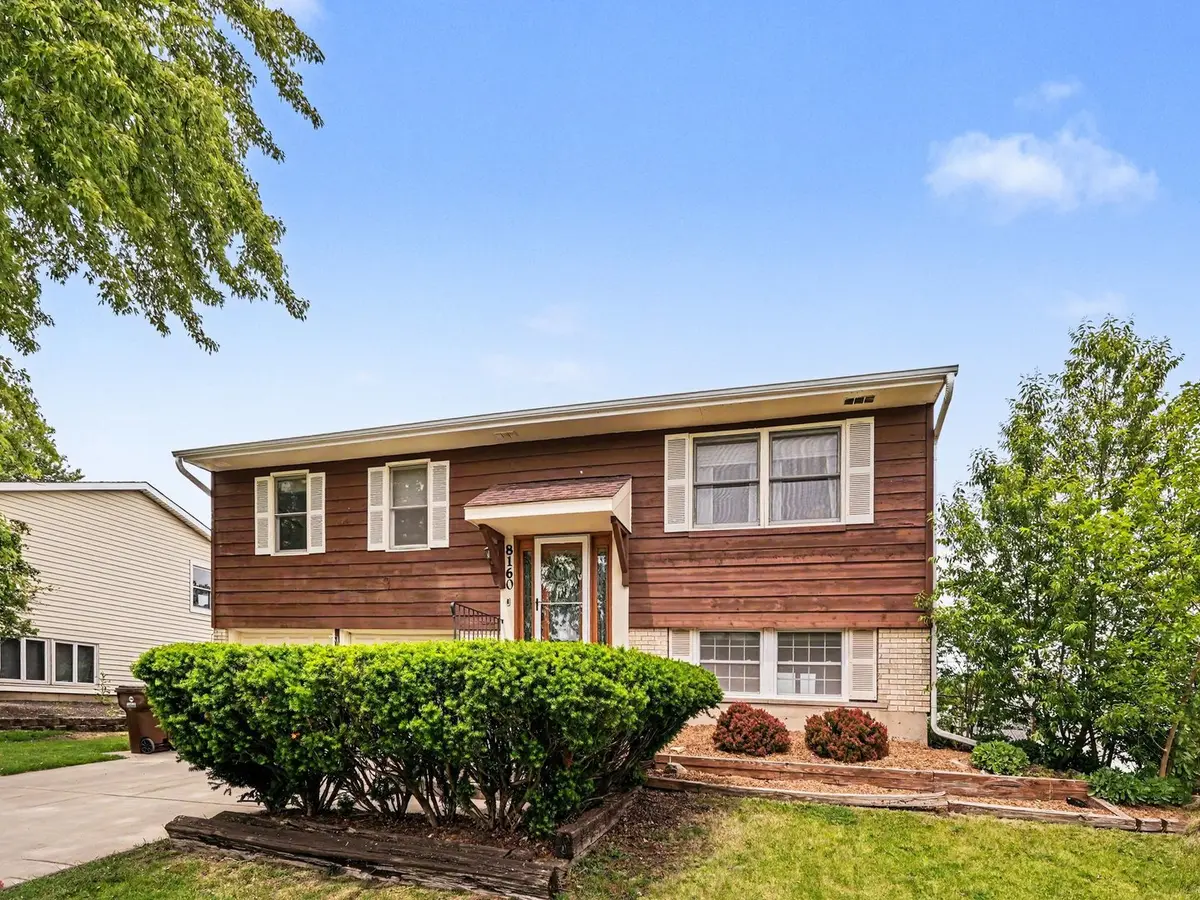 8160 W Evergreen DR, Frankfort, IL 60423