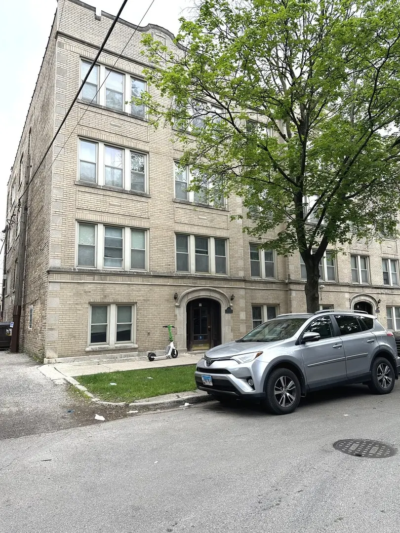 3253 W Olive AVE #3W, Chicago, IL 60659