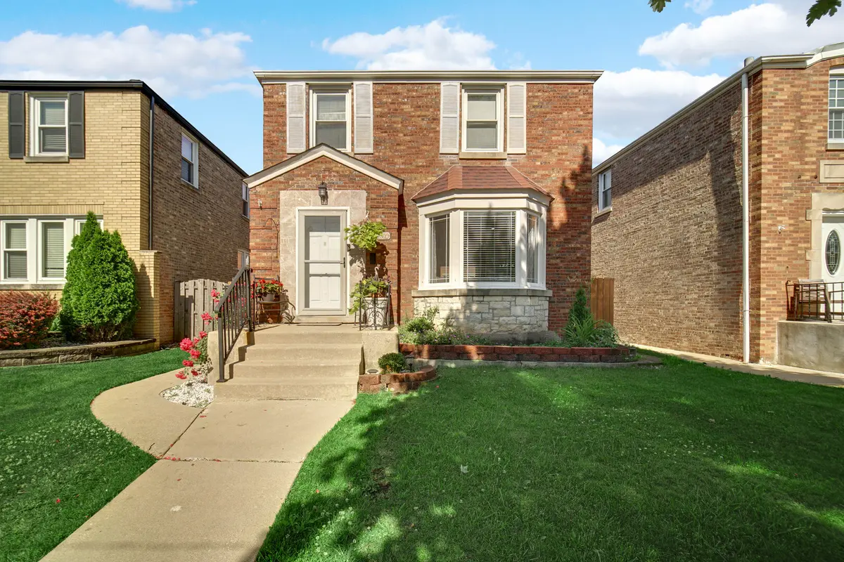 2910 N Neva AVE, Chicago, IL 60634
