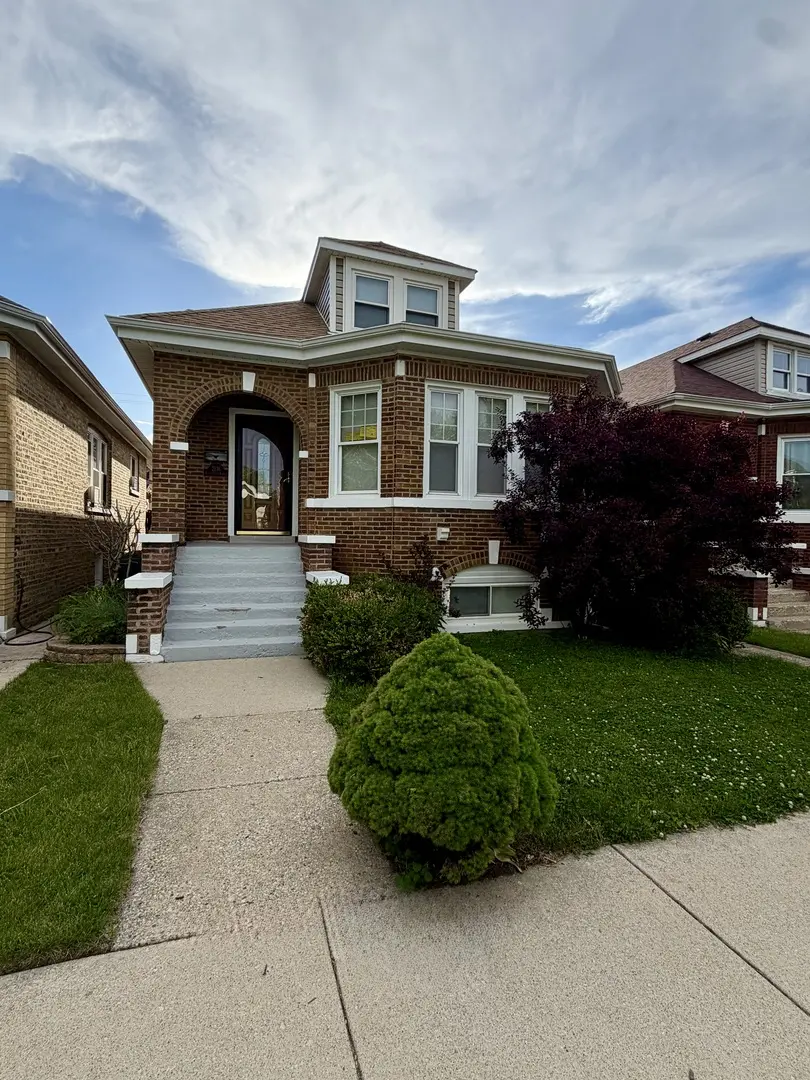 2136 N 75th AVE, Elmwood Park, IL 60707