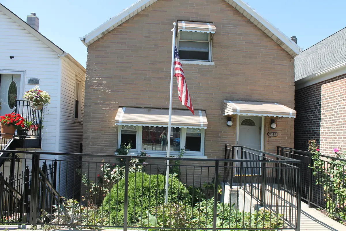 3516 S Damen AVE, Chicago, IL 60609