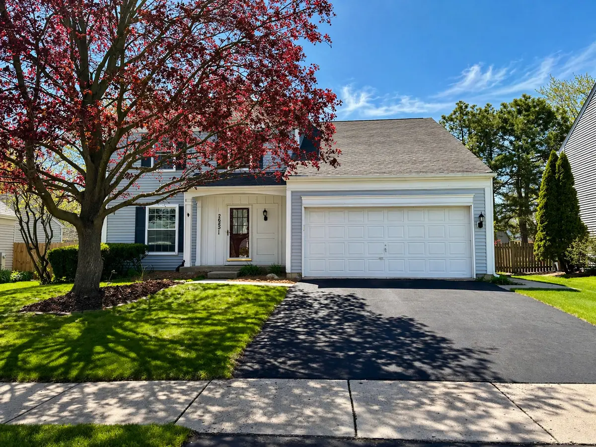 2655 Lindrick LN, Aurora, IL 60504