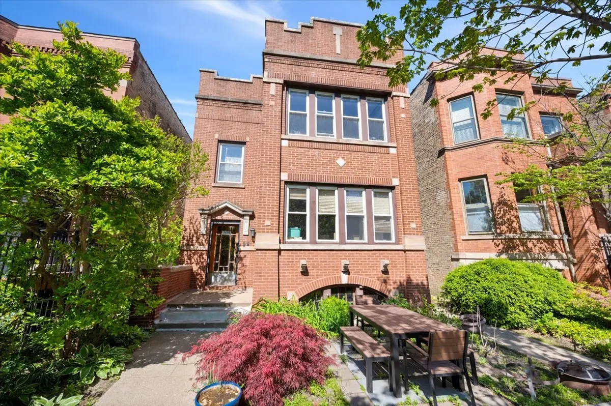 3618 N Bell AVE, Chicago, IL 60618