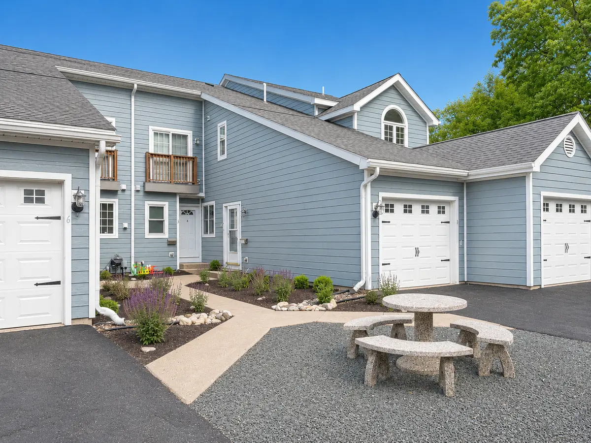 355 Havenwood DR #3, Lake Geneva, WI 53147