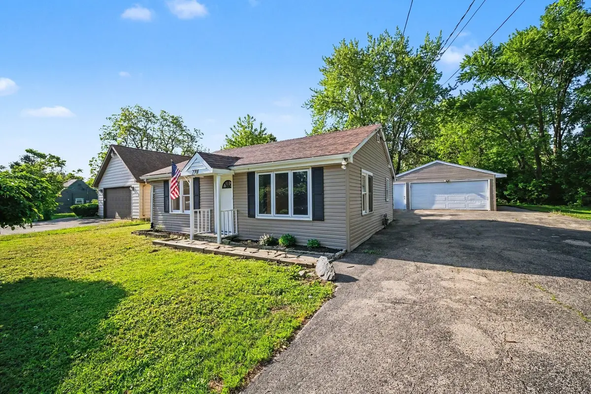 2701 Carmel BLVD, Zion, IL 60099
