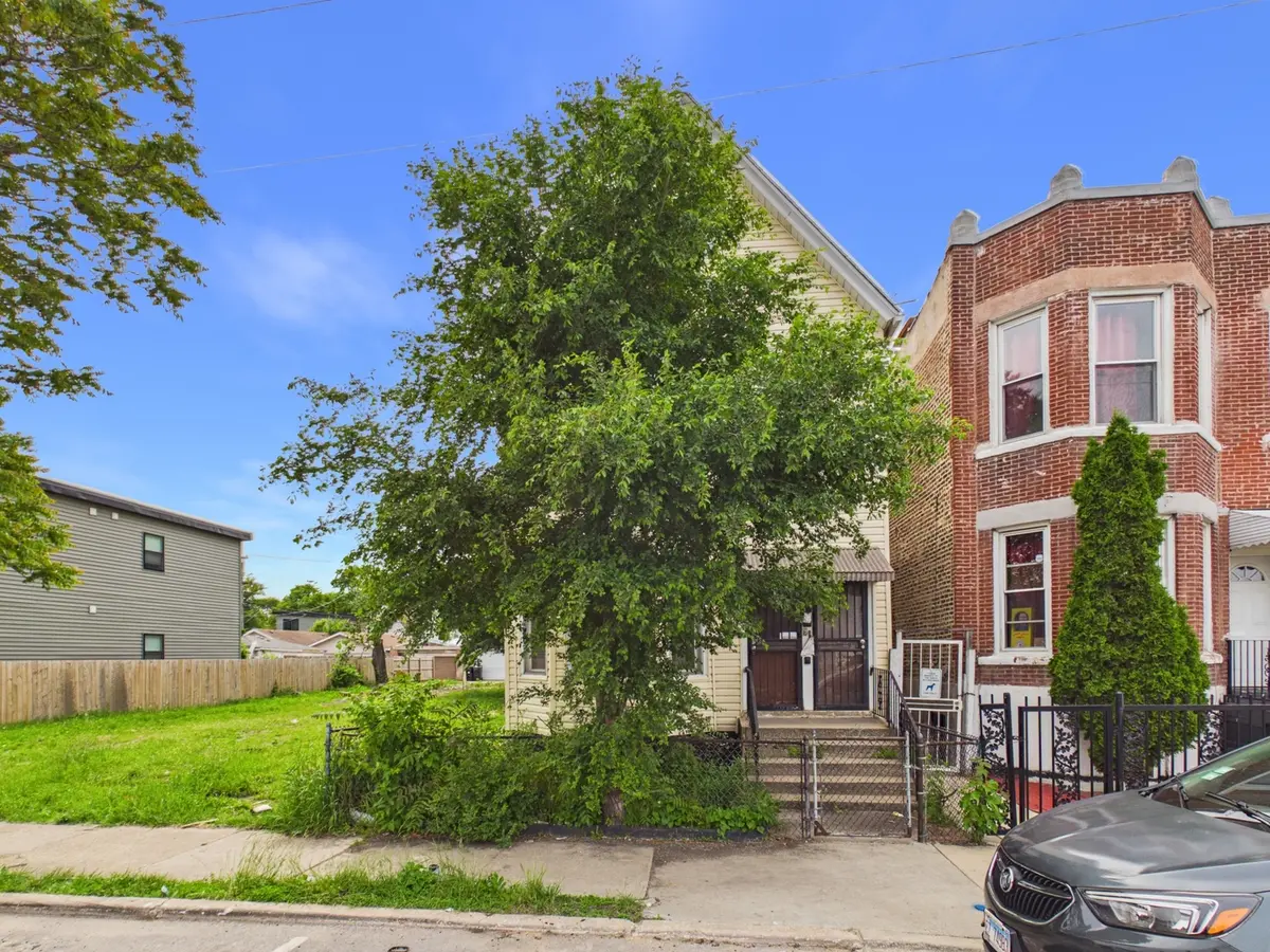 4734 S Racine AVE, Chicago, IL 60609