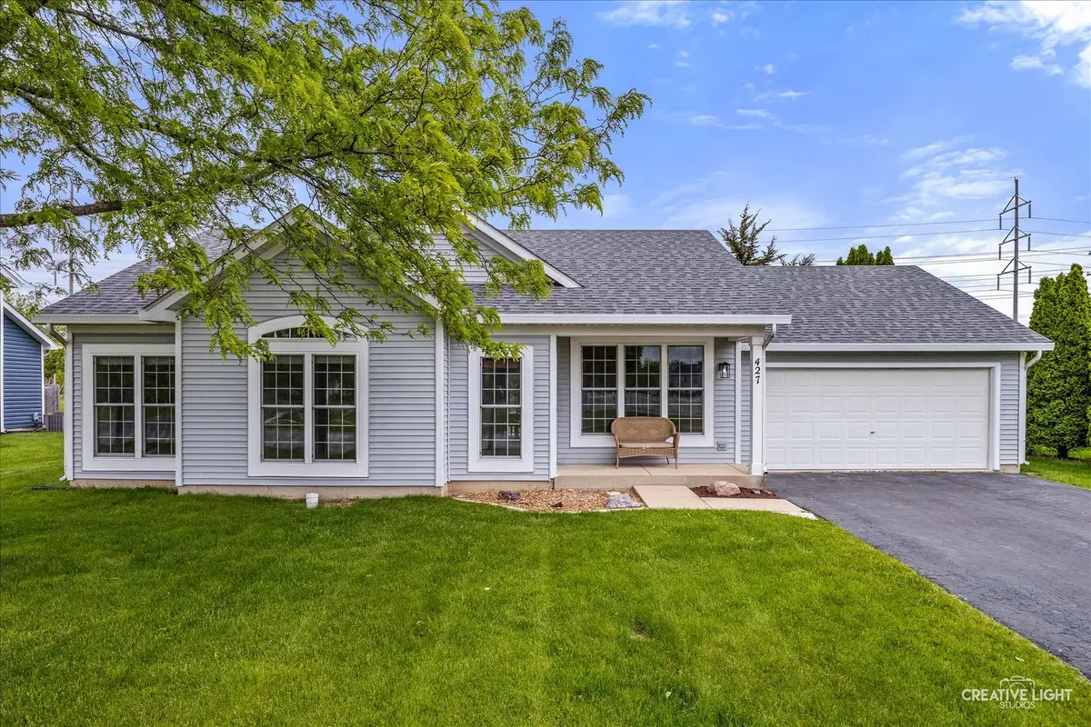 427 Barnaby DR, Oswego, IL 60543
