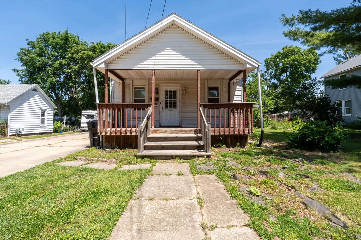 306 E Sycamore ST, Normal, IL 61761