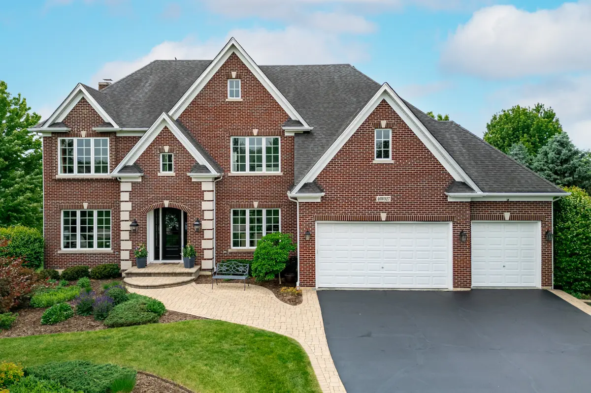 40W927 Campton Trail RD, St. Charles, IL 60175