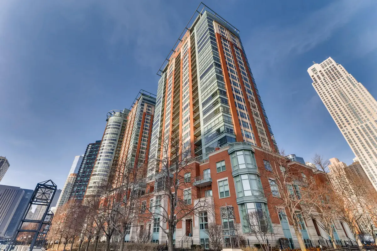 445 E North Water ST #2202, Chicago, IL 60611