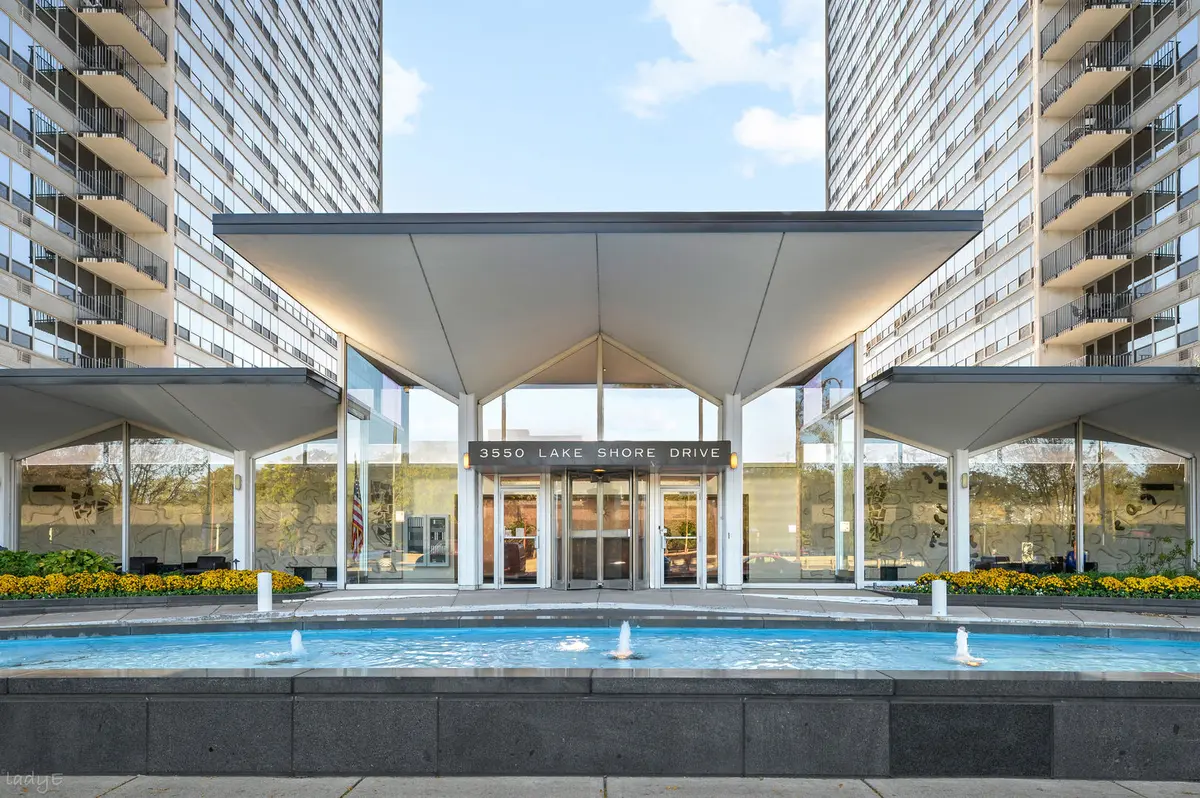 3550 N Lake Shore DR #1922, Chicago, IL 60657