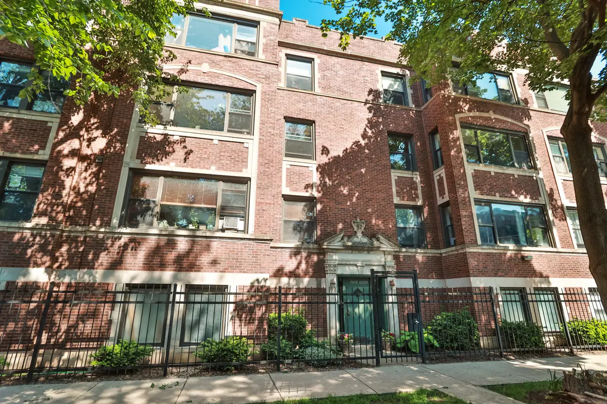 6829 N GREENVIEW AVE #2, Chicago, IL 60626