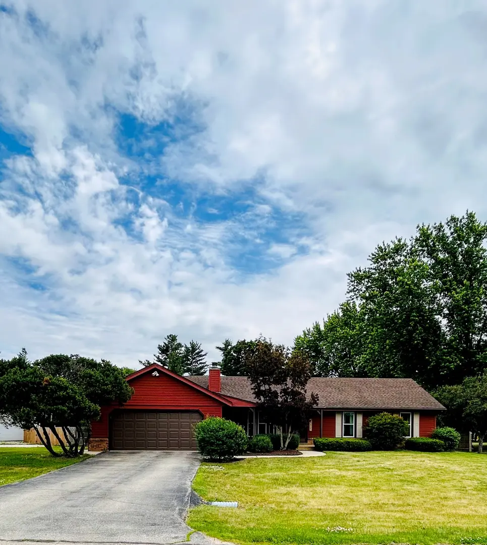 14521 LEO LN, South Beloit, IL 61080