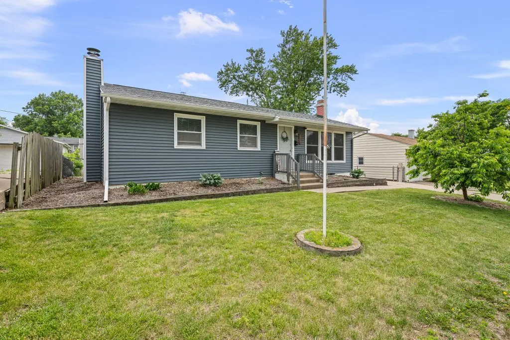 3021 W Rusholme ST, Davenport, IA 52804