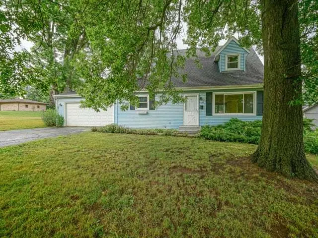 943 N Crest CT, Byron, IL 61010