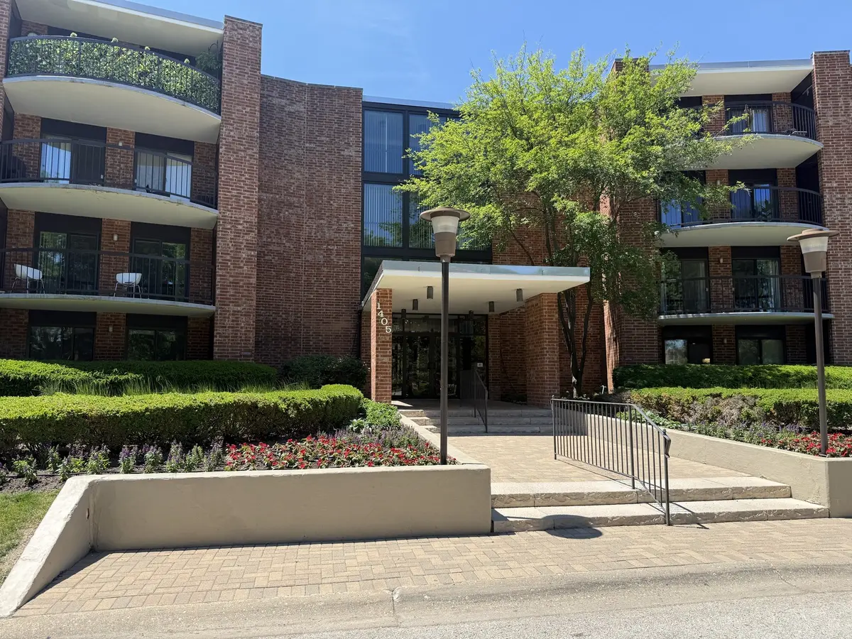 1405 E Central RD #411B, Arlington Heights, IL 60005