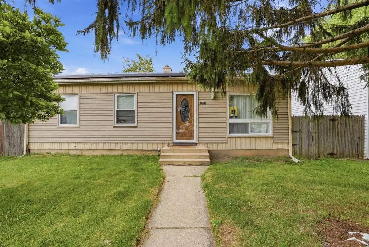 2042 GIDEON AVE, Zion, IL 60099