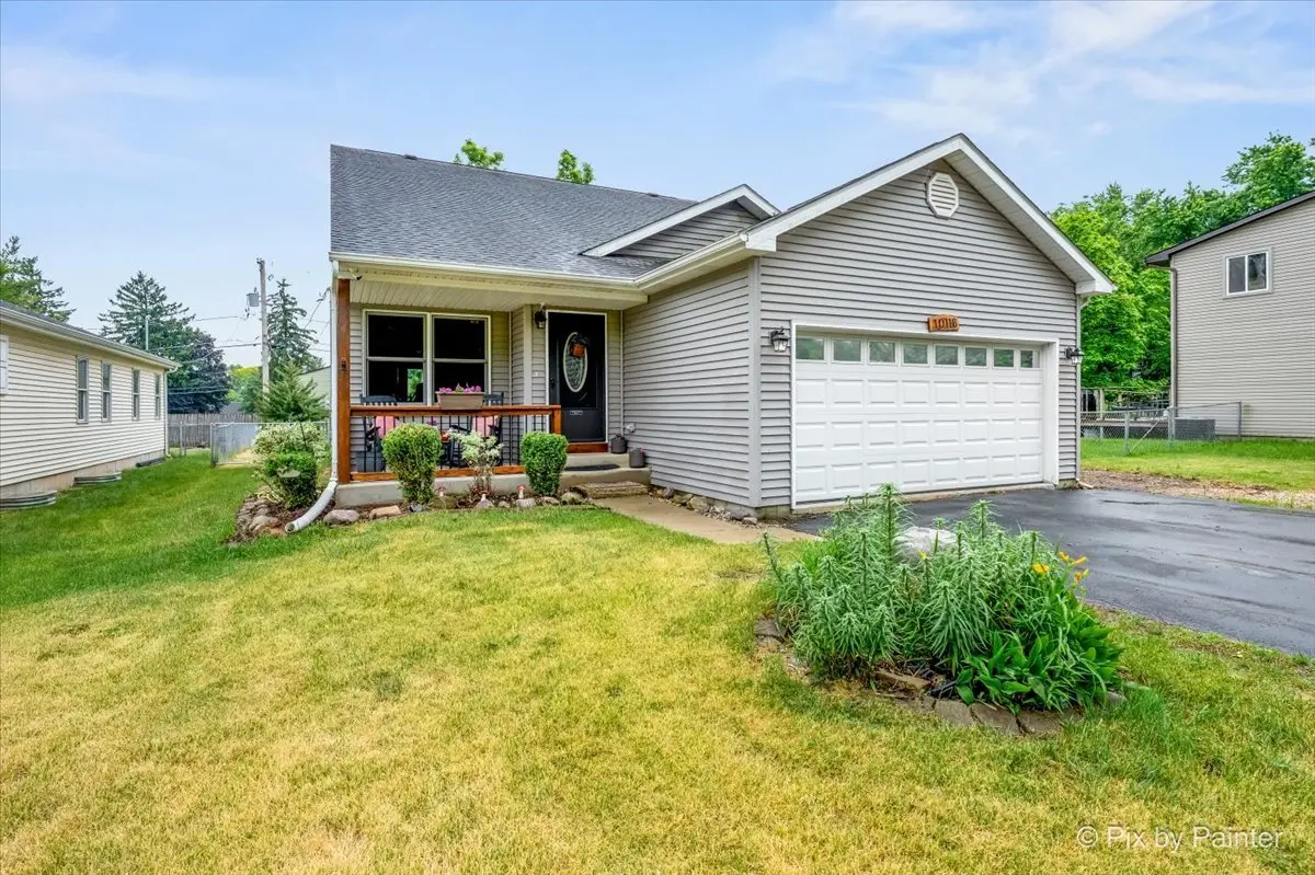 10118 Lund AVE, Algonquin, IL 60102