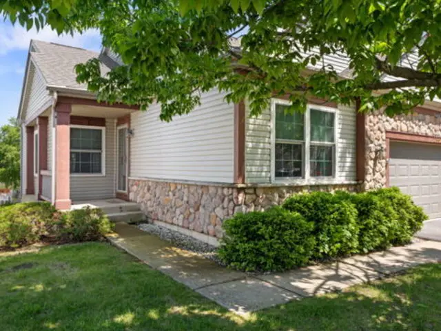 2502 Paradise CIR, Plainfield, IL 60586
