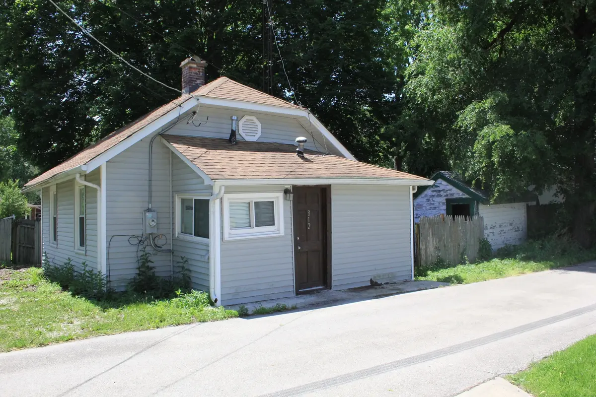 812 E Benton ST, Morris, IL 60450