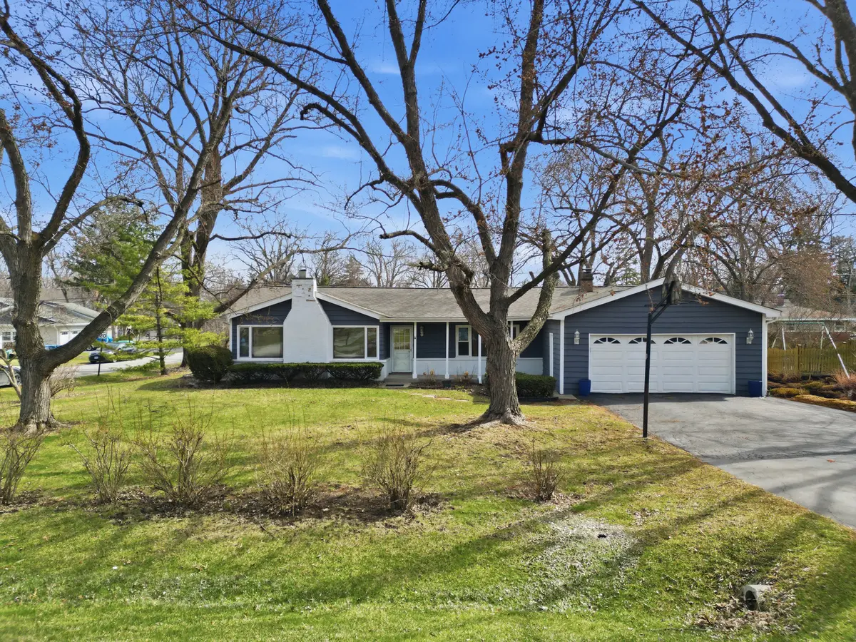12201 S 76th AVE, Palos Heights, IL 60463