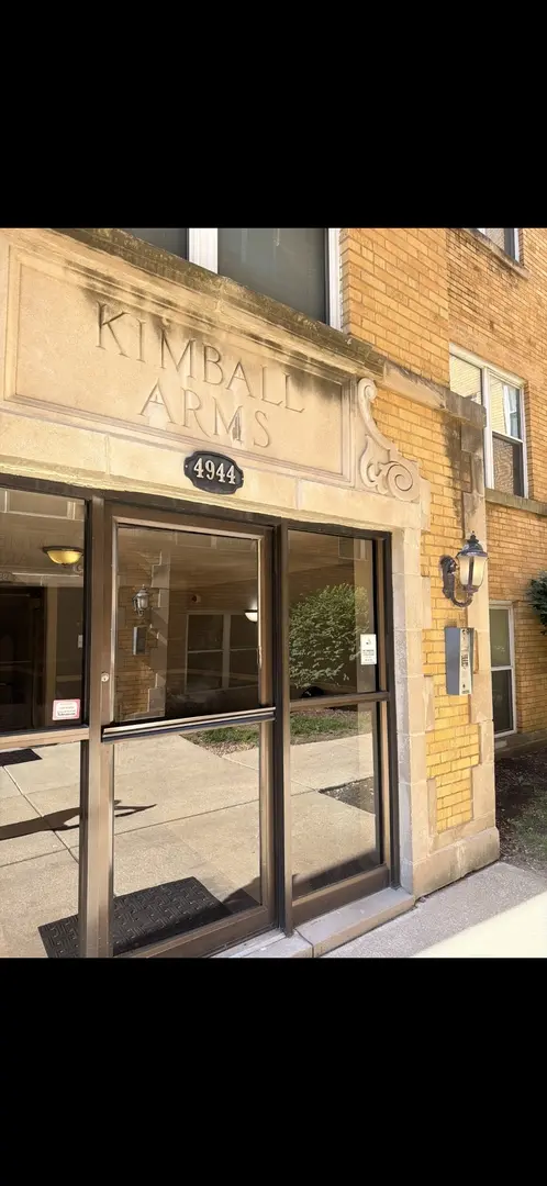4944 N KIMBALL AVE #3E, Chicago, IL 60625