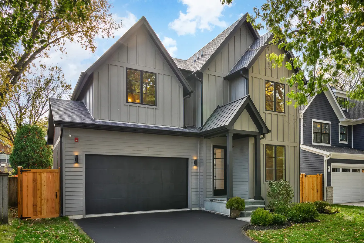1917 Washington AVE, Wilmette, IL 60091