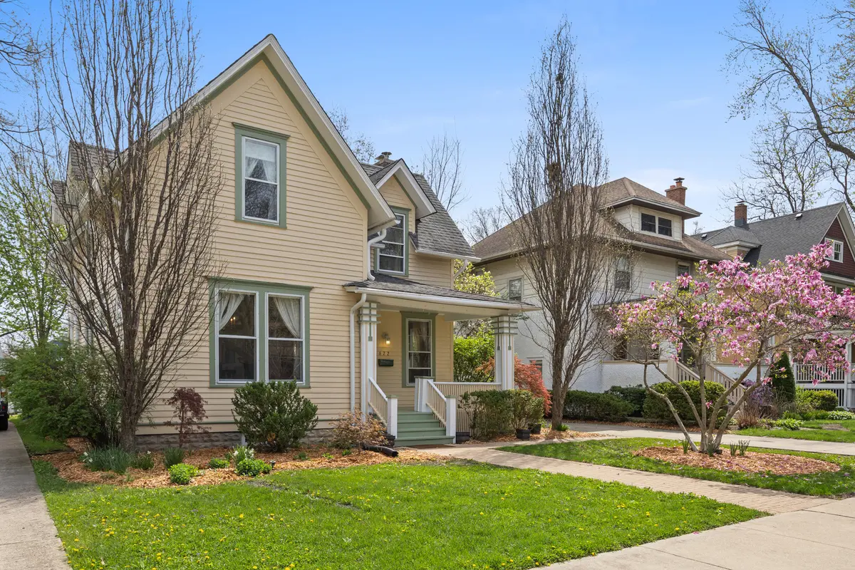 622 N Ridgeland AVE, Oak Park, IL 60302