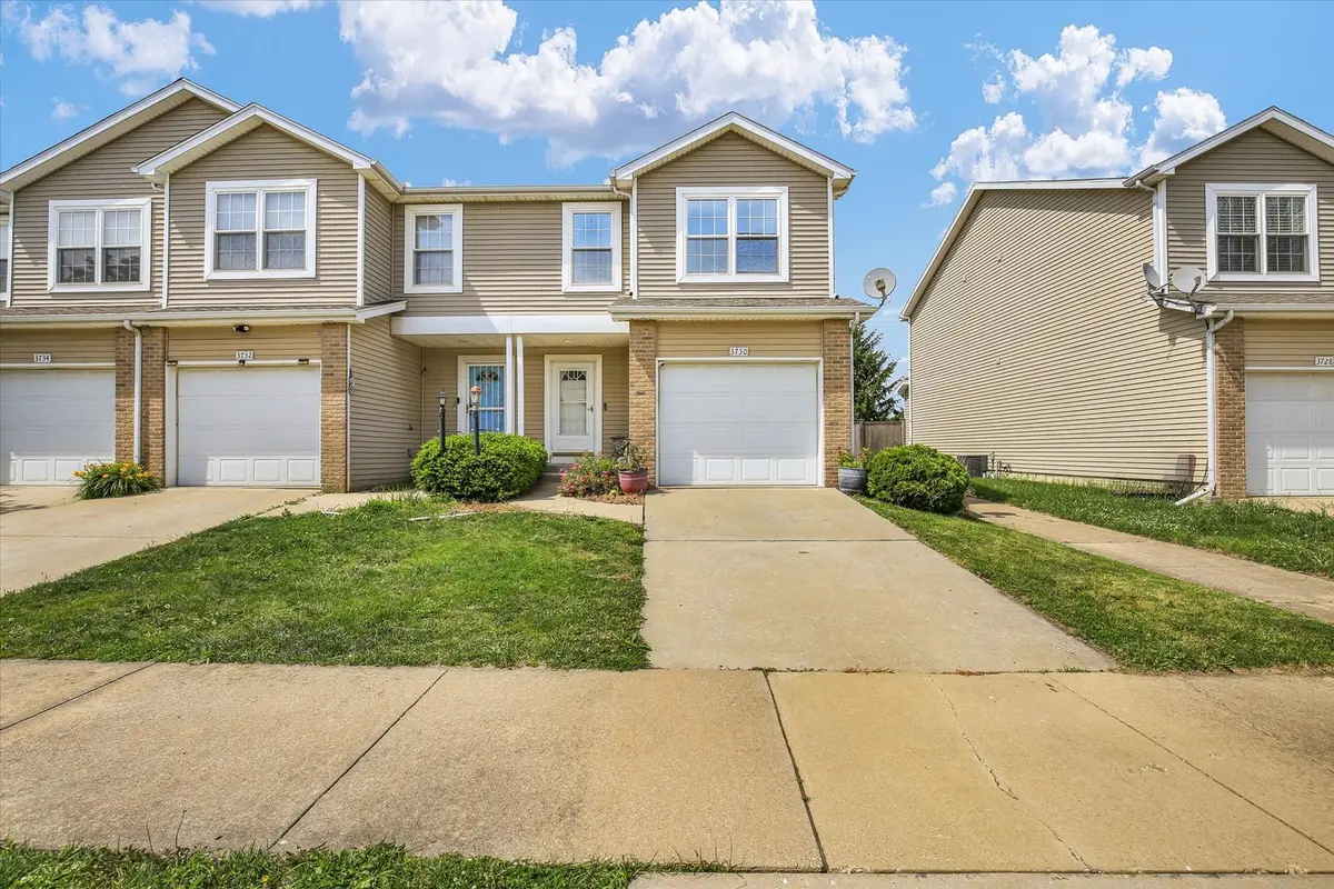 3730 Summer Sage CT, Champaign, IL 61822