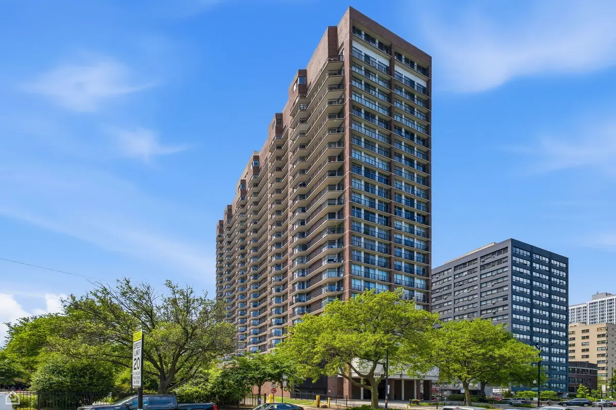 4170 N Marine DR #4G, Chicago, IL 60613