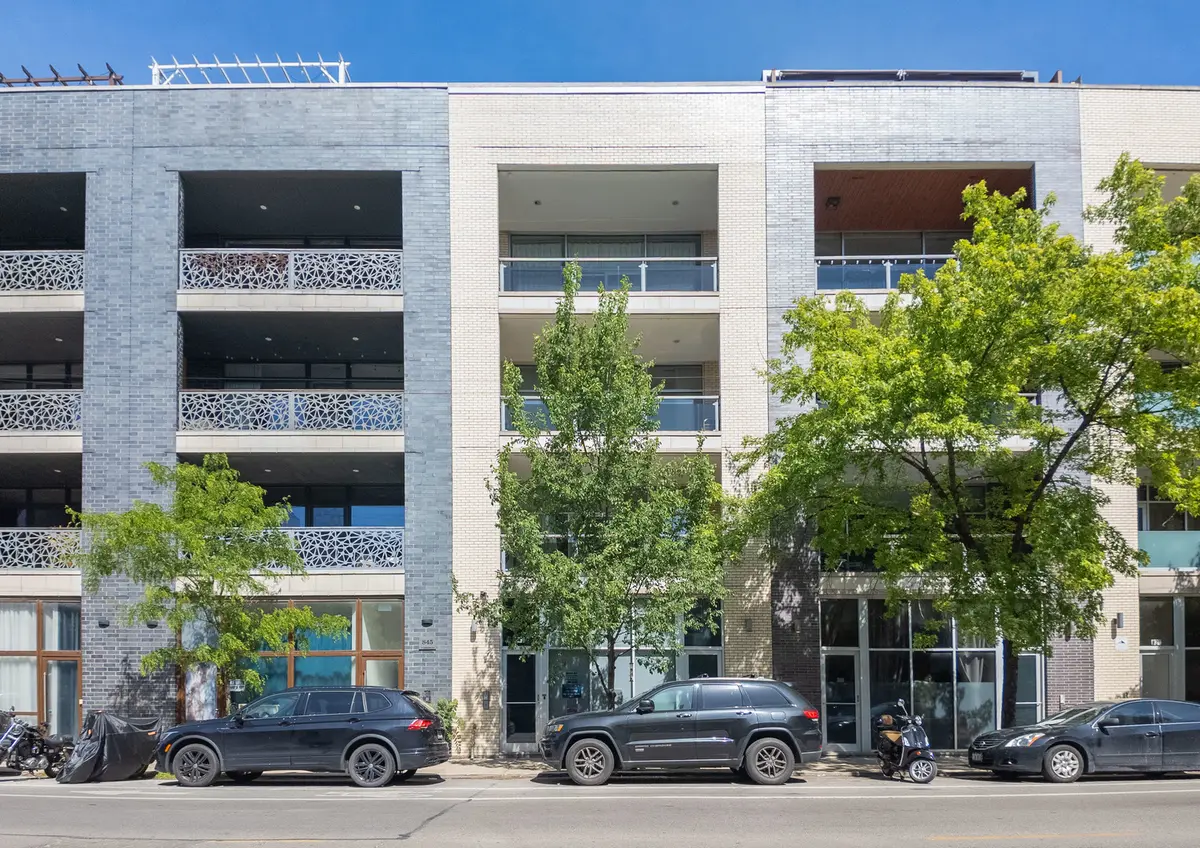 843 N California AVE #3, Chicago, IL 60622