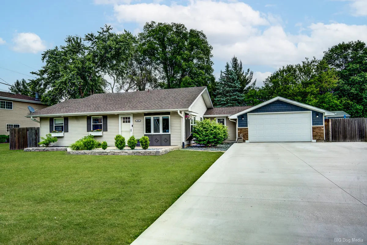 934 OGDEN RD, New Lenox, IL 60451