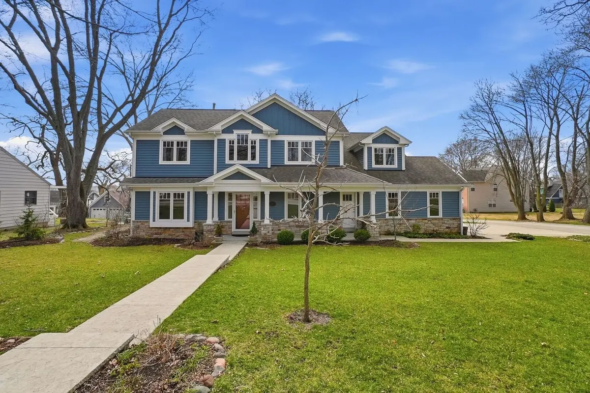 25817 W Cook ST, Wauconda, IL 60084