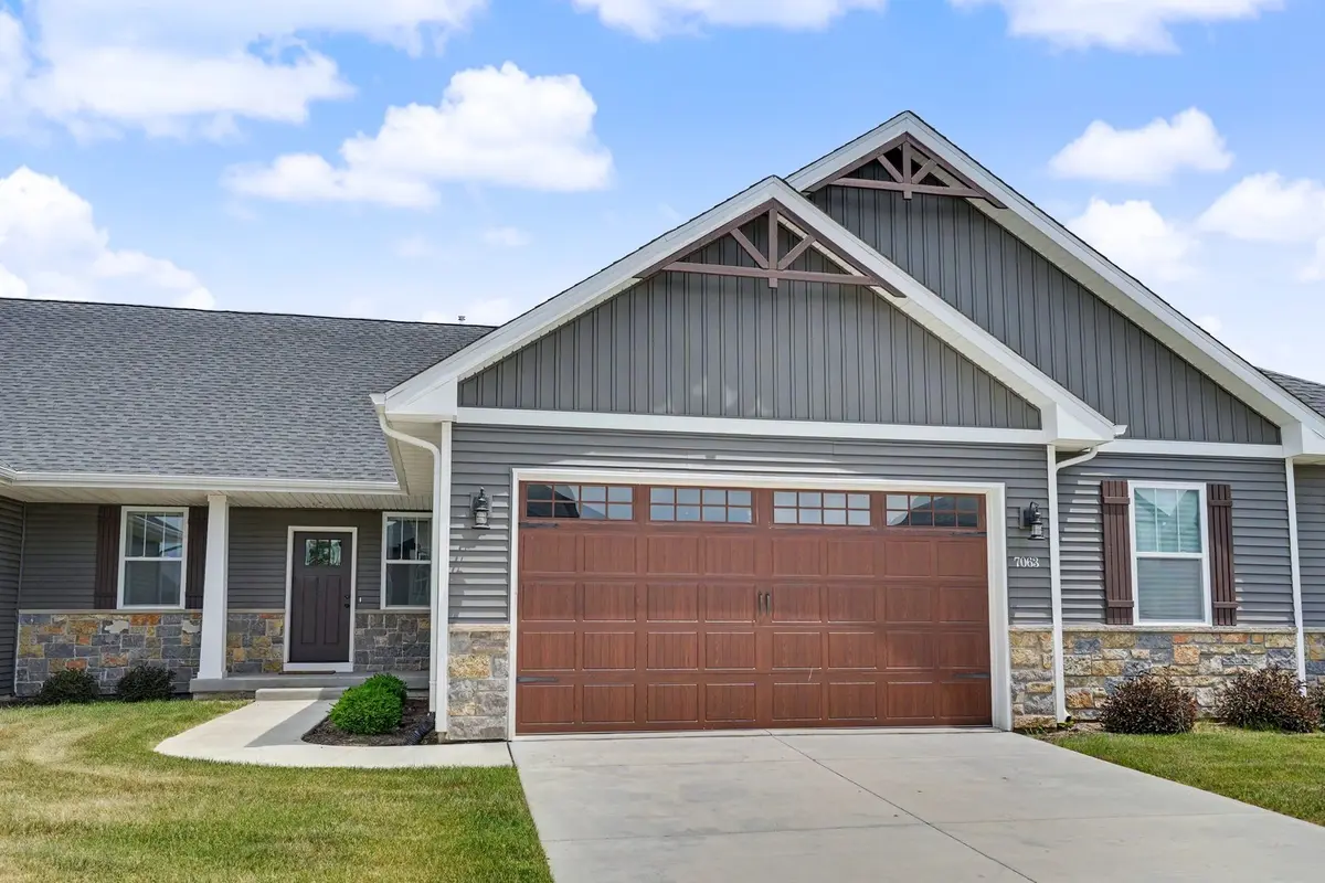 7063 Genesis WAY, Bettendorf, IA 52722