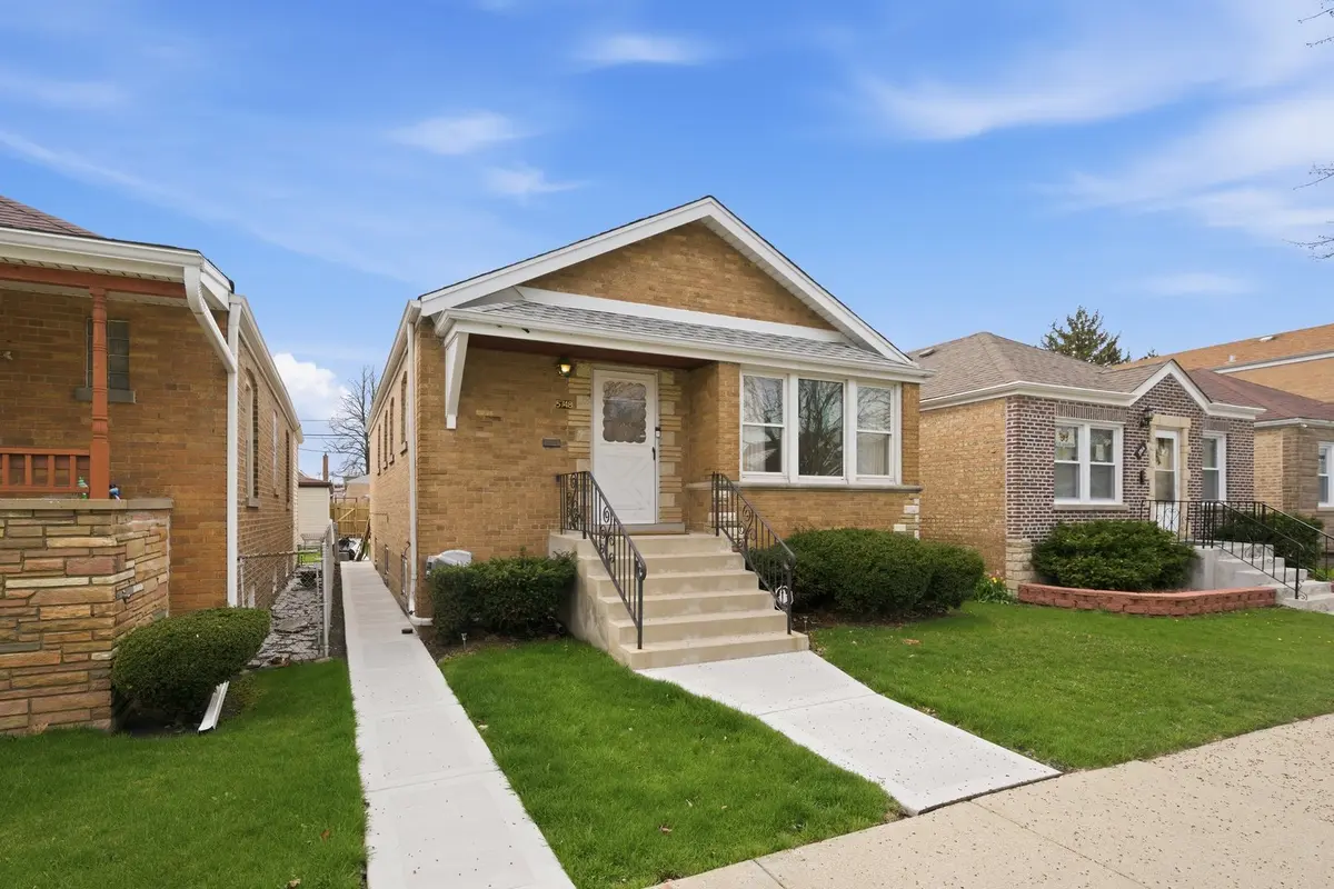 5748 S Kenneth AVE, Chicago, IL 60629