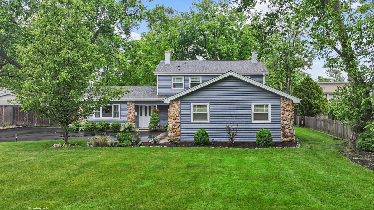 1530 Central AVE, Deerfield, IL 60015