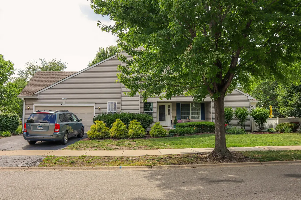 1286 Chestnut LN, Yorkville, IL 60560
