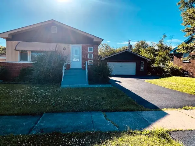 511 N Manchester PL, Chicago Heights, IL 60411