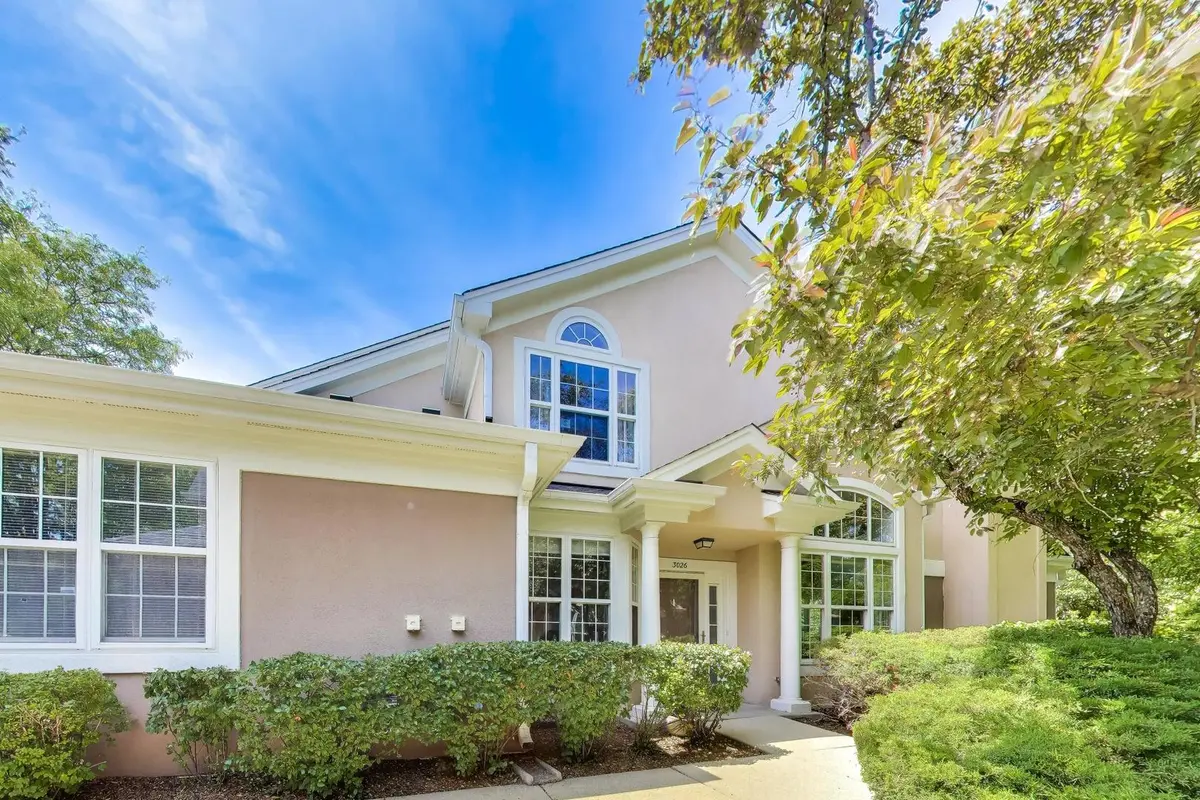 3026 Lexington LN, Glenview, IL 60026