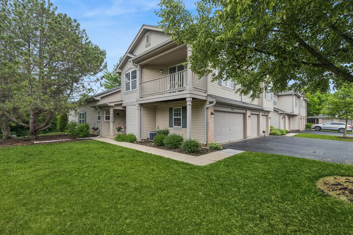 1535 Auburn LN, Gurnee, IL 60031